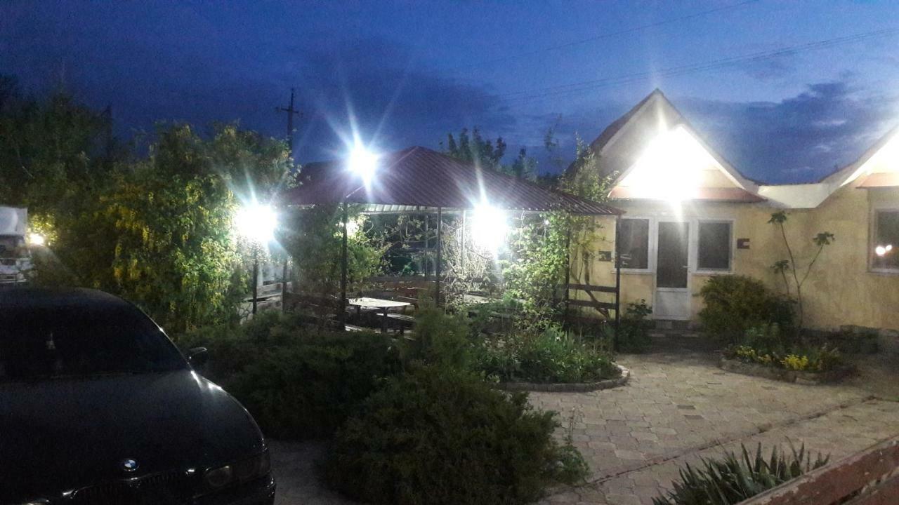Beregynya Motel Yuzhnoukrainsk Bagian luar foto