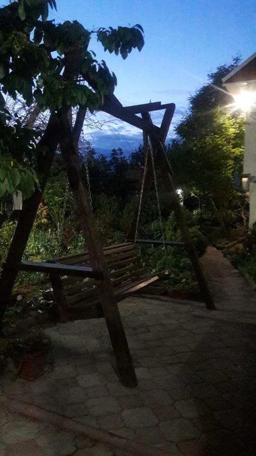 Beregynya Motel Yuzhnoukrainsk Bagian luar foto