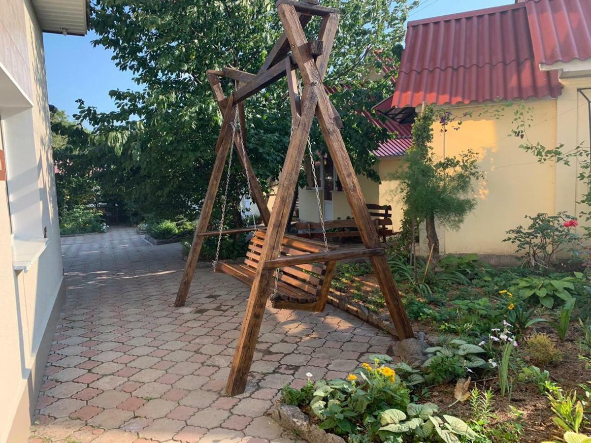 Beregynya Motel Yuzhnoukrainsk Bagian luar foto