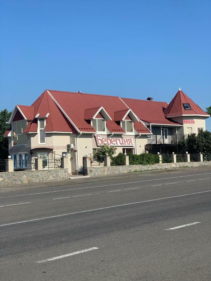 Beregynya Motel Yuzhnoukrainsk Bagian luar foto