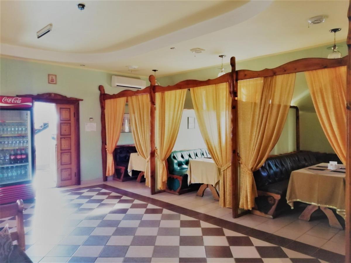 Beregynya Motel Yuzhnoukrainsk Bagian luar foto