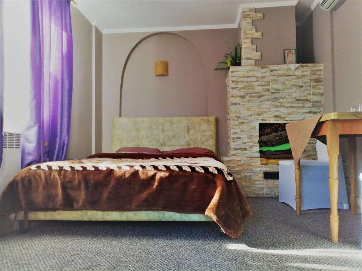 Beregynya Motel Yuzhnoukrainsk Bagian luar foto