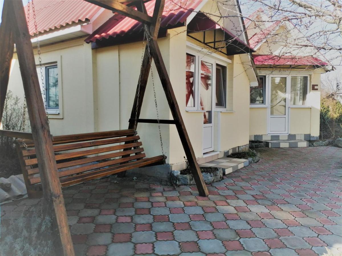 Beregynya Motel Yuzhnoukrainsk Bagian luar foto